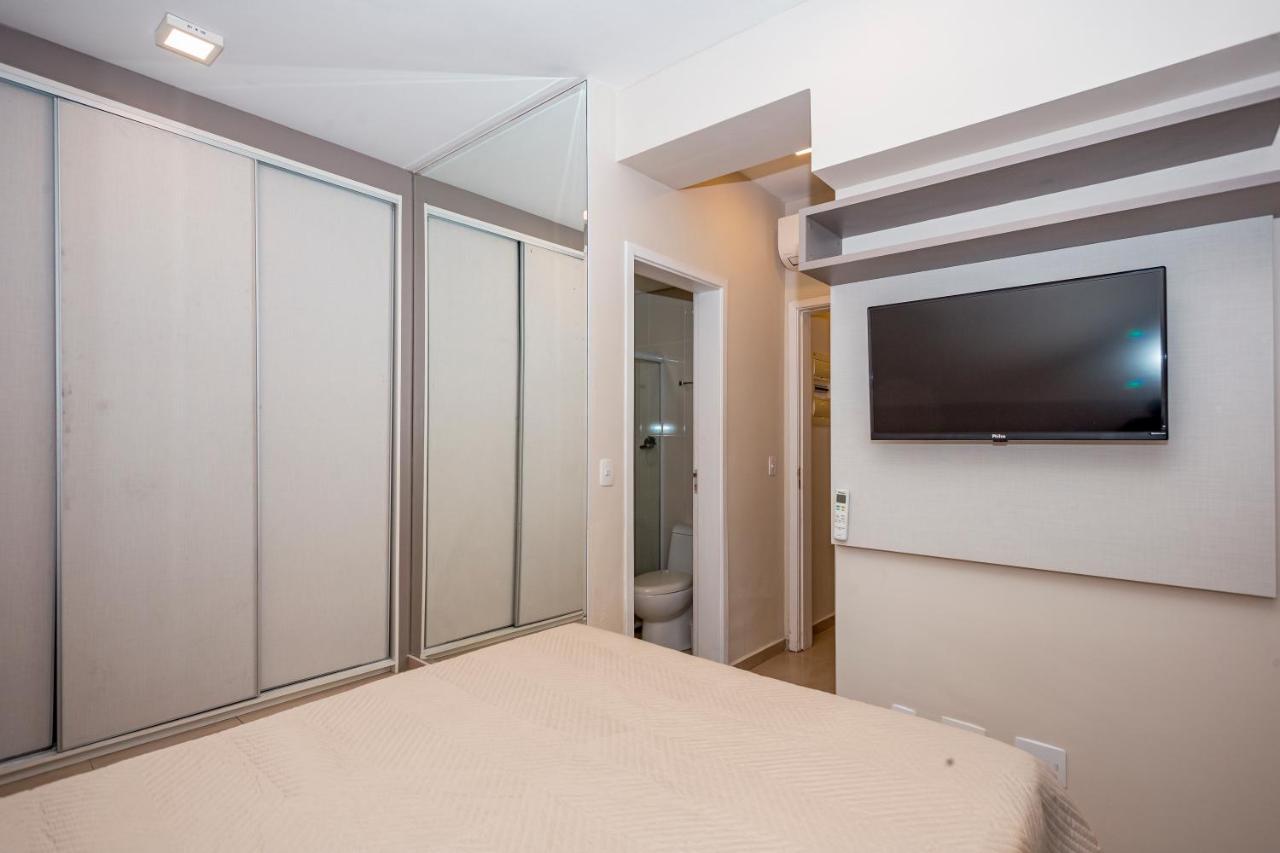Flat - 100 M Da De Pitangueiras 4083 Guaruja