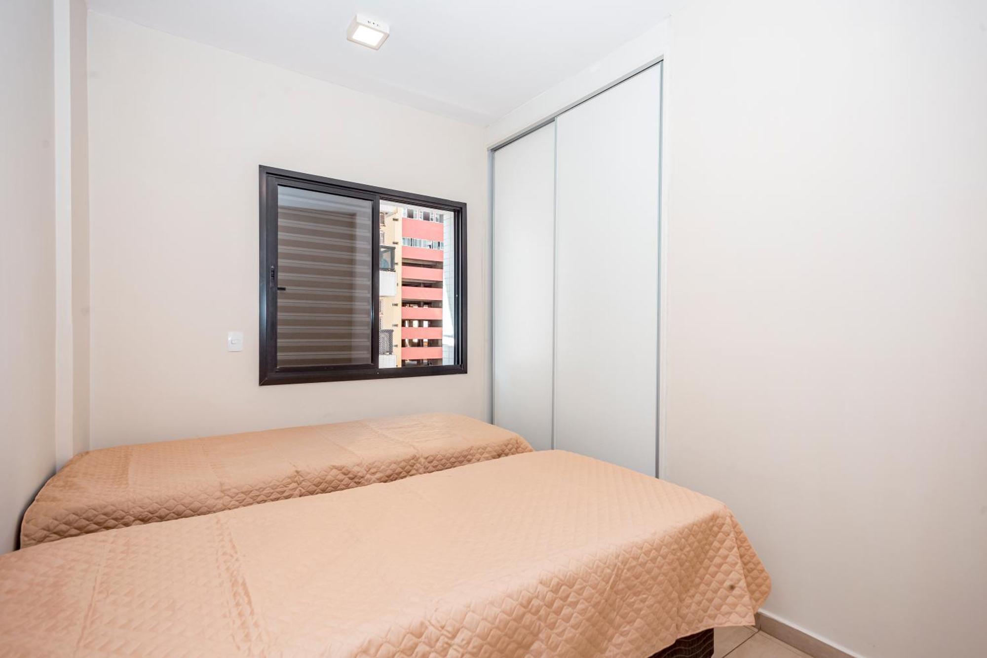 Apartment Flat - 100 M Da De Pitangueiras 4083 *